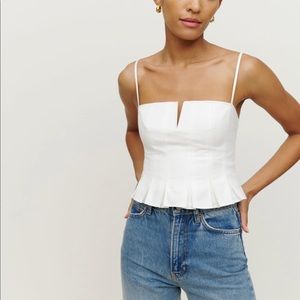 New In! Reformation Shia Top white